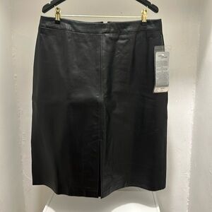 Tower Hill black leather skirt